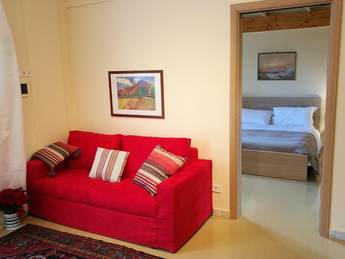 Brezzolina Apartment With Parking Bitonto Exteriör bild